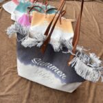 Tassel Canvas Magnetic Clasp Shoulder Bag - Image 2